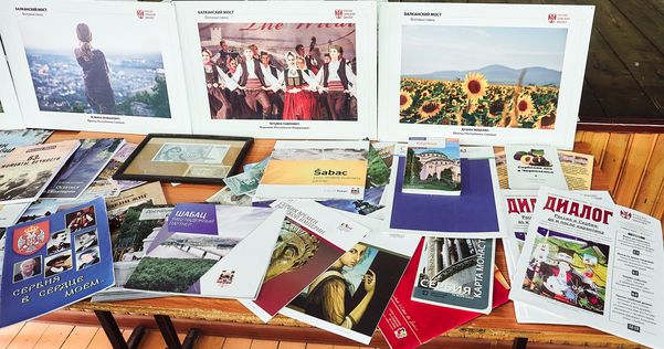 121120_lexia_mgeu_001.jpg 121120_lexia_mgeu_001.jpg